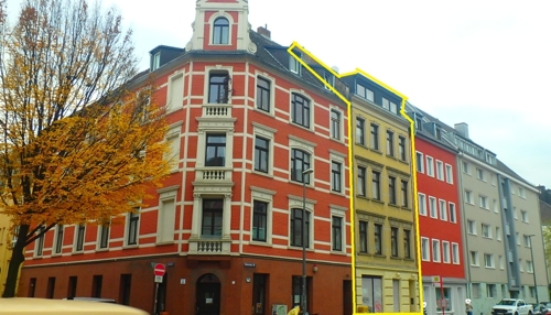 Hausansicht Gelb markiert