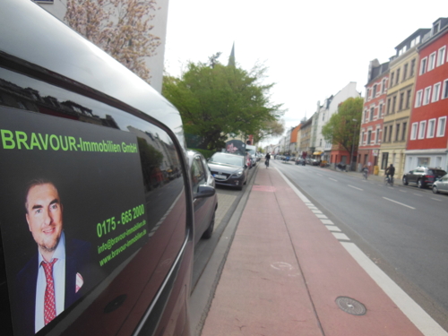 Subbelratherstr. Richtung Gürtel-Nr. 305 ist rechts (1)