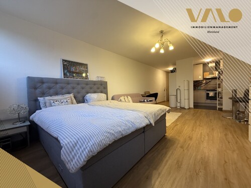 Wohn- und Schlafzimmer