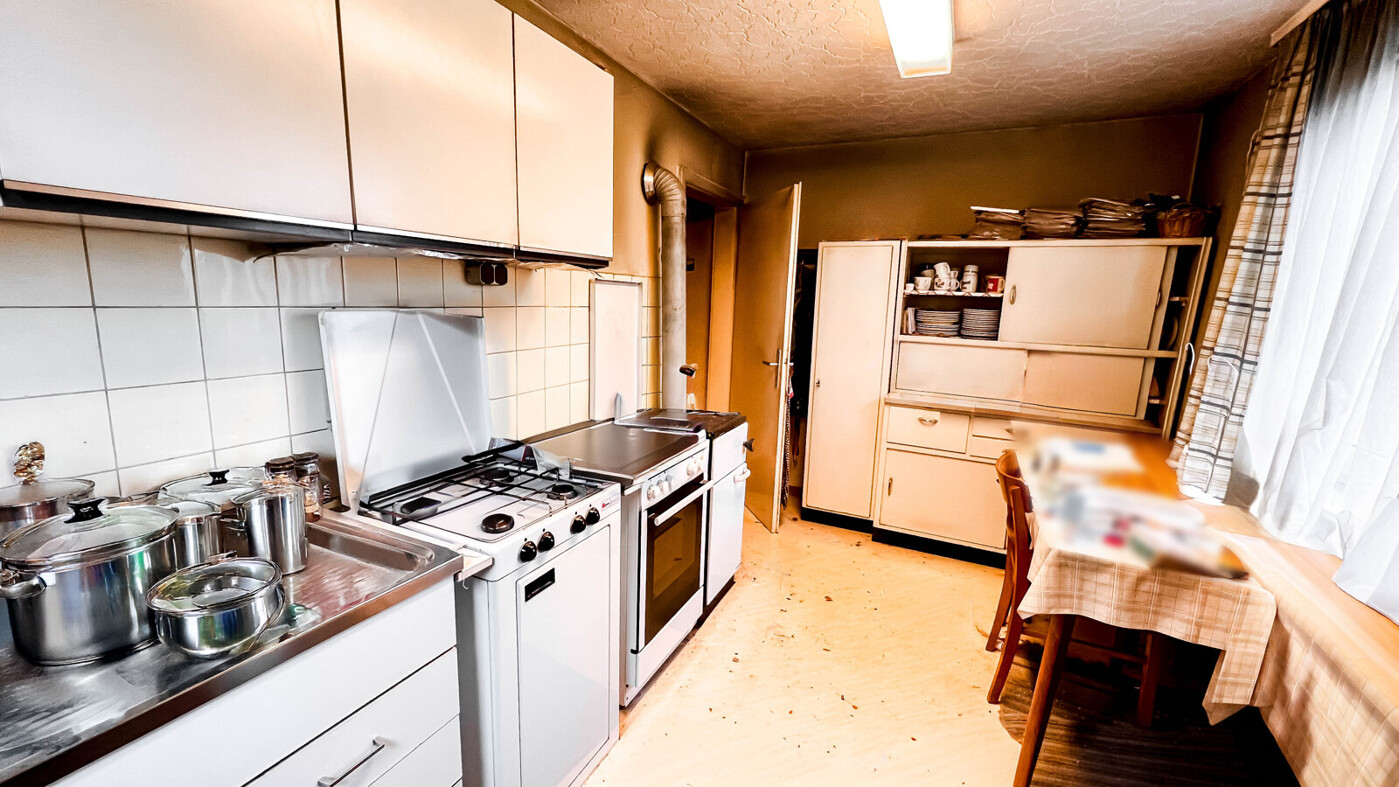 Küche_KI-freigeräumt