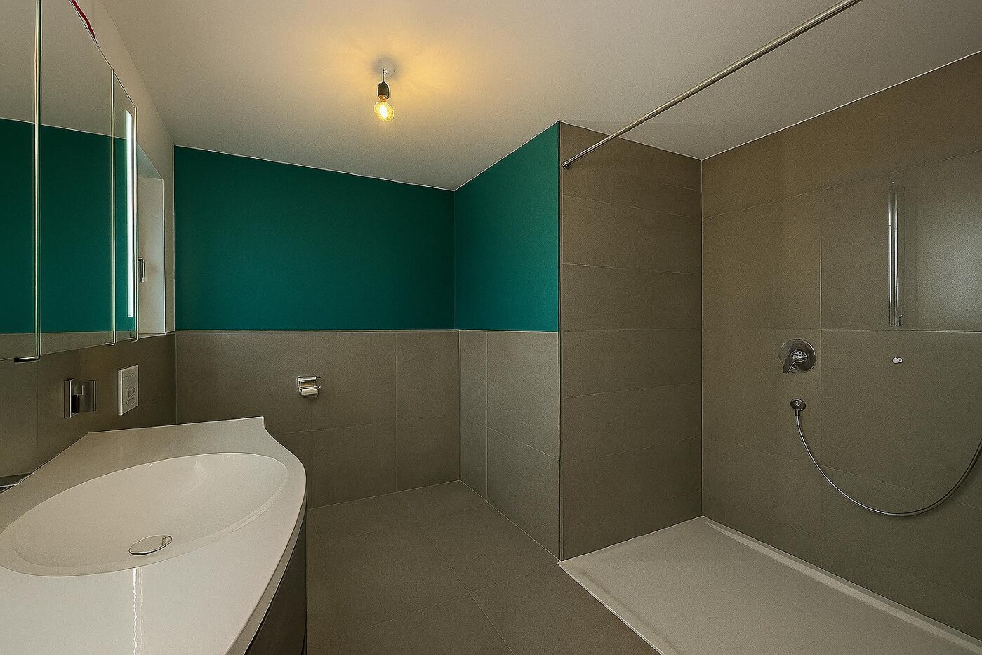 Vorderhaus Badezimmer