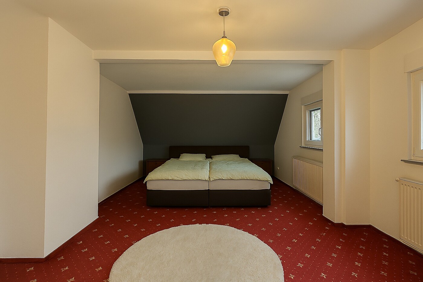 Vorderhaus Schlafzimmer