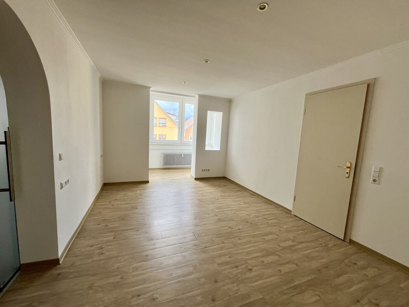 Gepflegte 2-Zimmer Wohnung in zentraler Lage