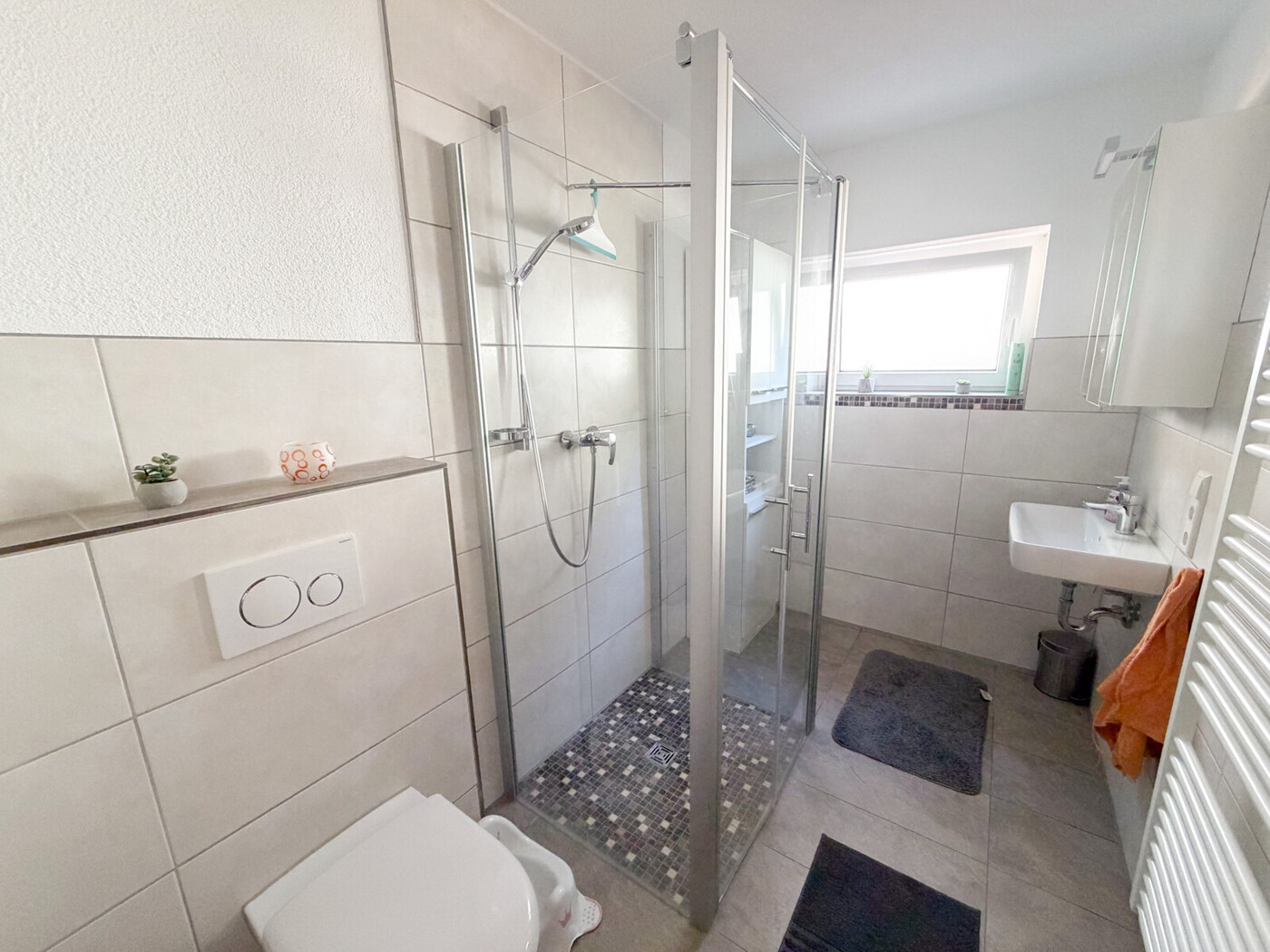 Badezimmer EG