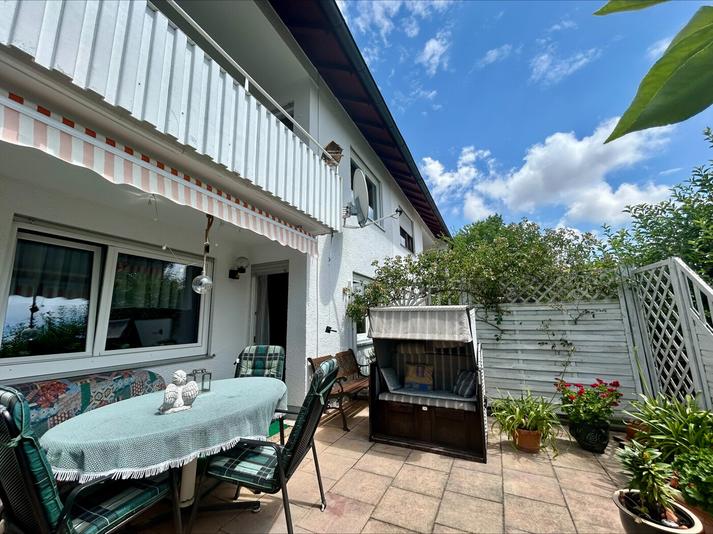 Terrasse und Balkon