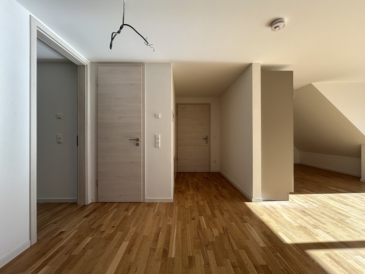 Erstbezug: Moderne 4 Zimmerwohnung in Obereisesheim mit Einbauküche
