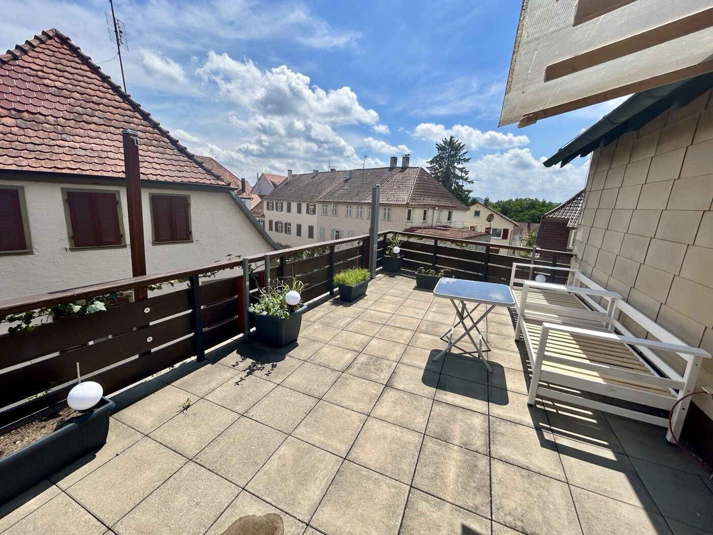 Wohn- und Geschäftshaus mit Gewerbefläche und Wohnungen in zentraler Lage in Öhringen