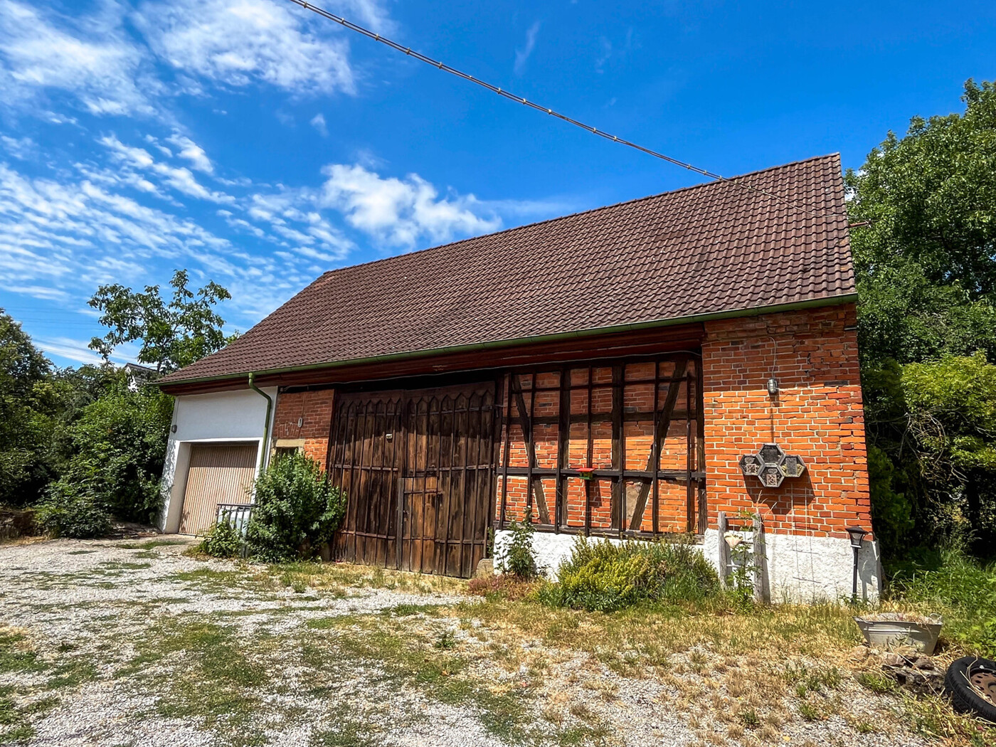 Garage und Scheune