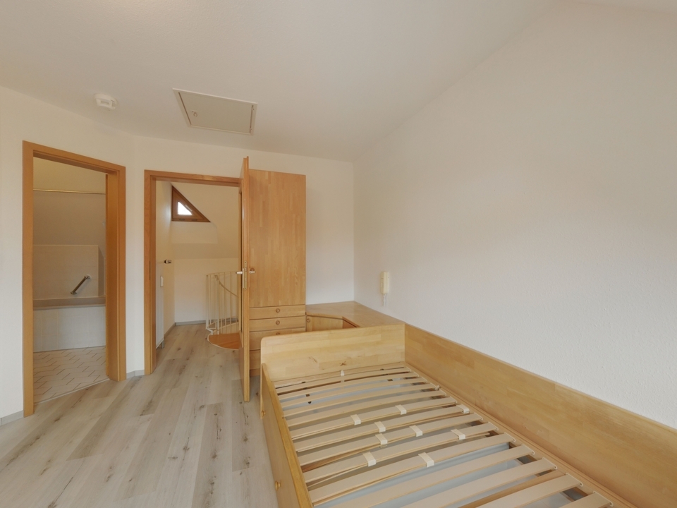 Gemütliche 2-Zimmer Maisonette-Wohnung mit EBK - Photo 2