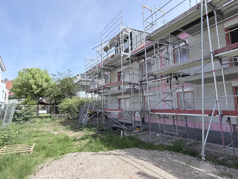 Moderne Terrassenwohnung mit Einbauküche - Foto 2