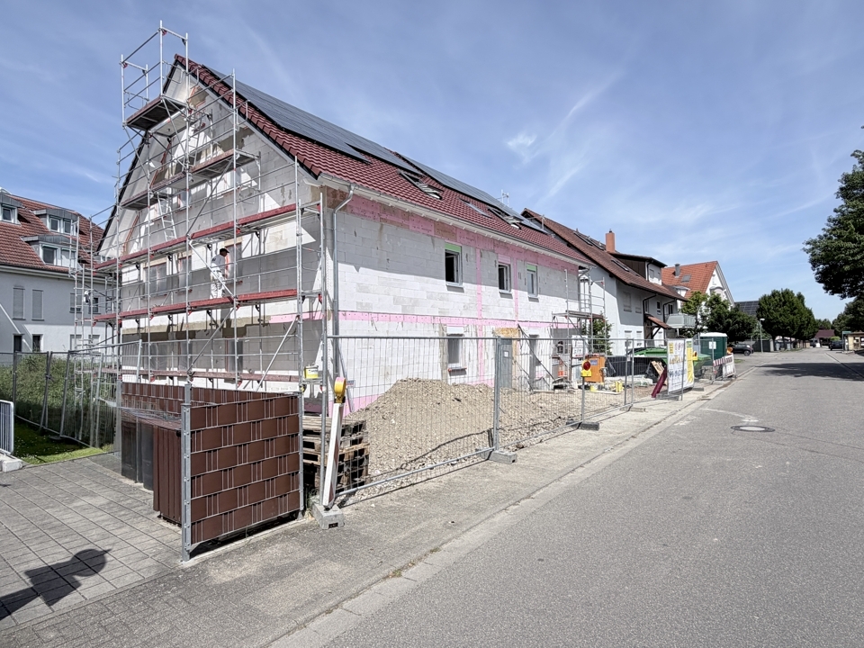 Familienfreundliche Wohnung mit Einbauküche - Foto 2