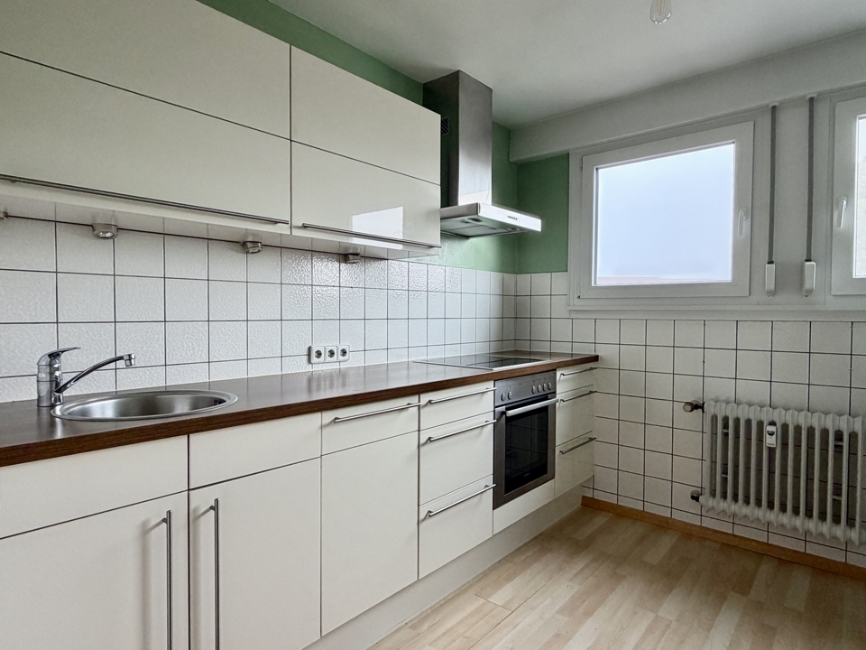 Zentrale Wohnung mit Einbauküche - Foto 5