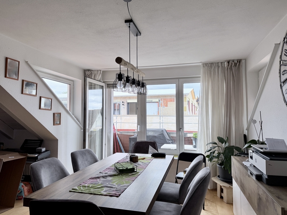 Stillvolle Dachgeschoßwohnung mit 2 Bädern 360° Besichtigung - Photo 4