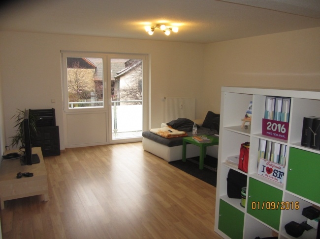 **Neuwertige Single-Wohnung in zentraler Lage** [ANFRAGEN BITTE SCHRIFTLICH] - Foto 2