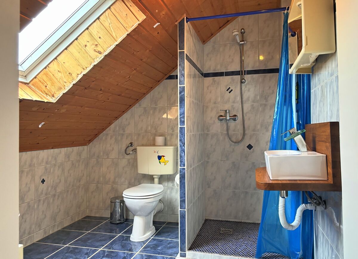OG_Duschbad mit WC
