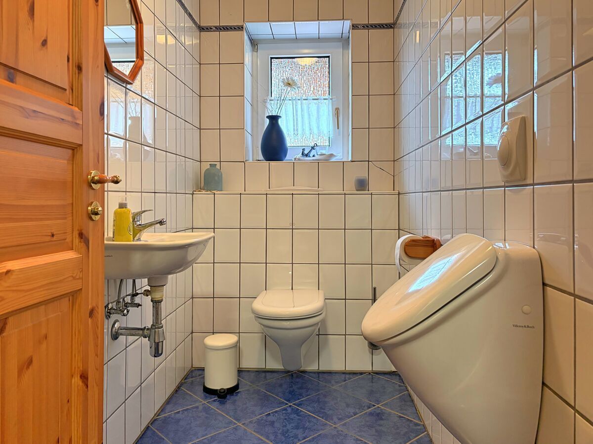 EG_WC