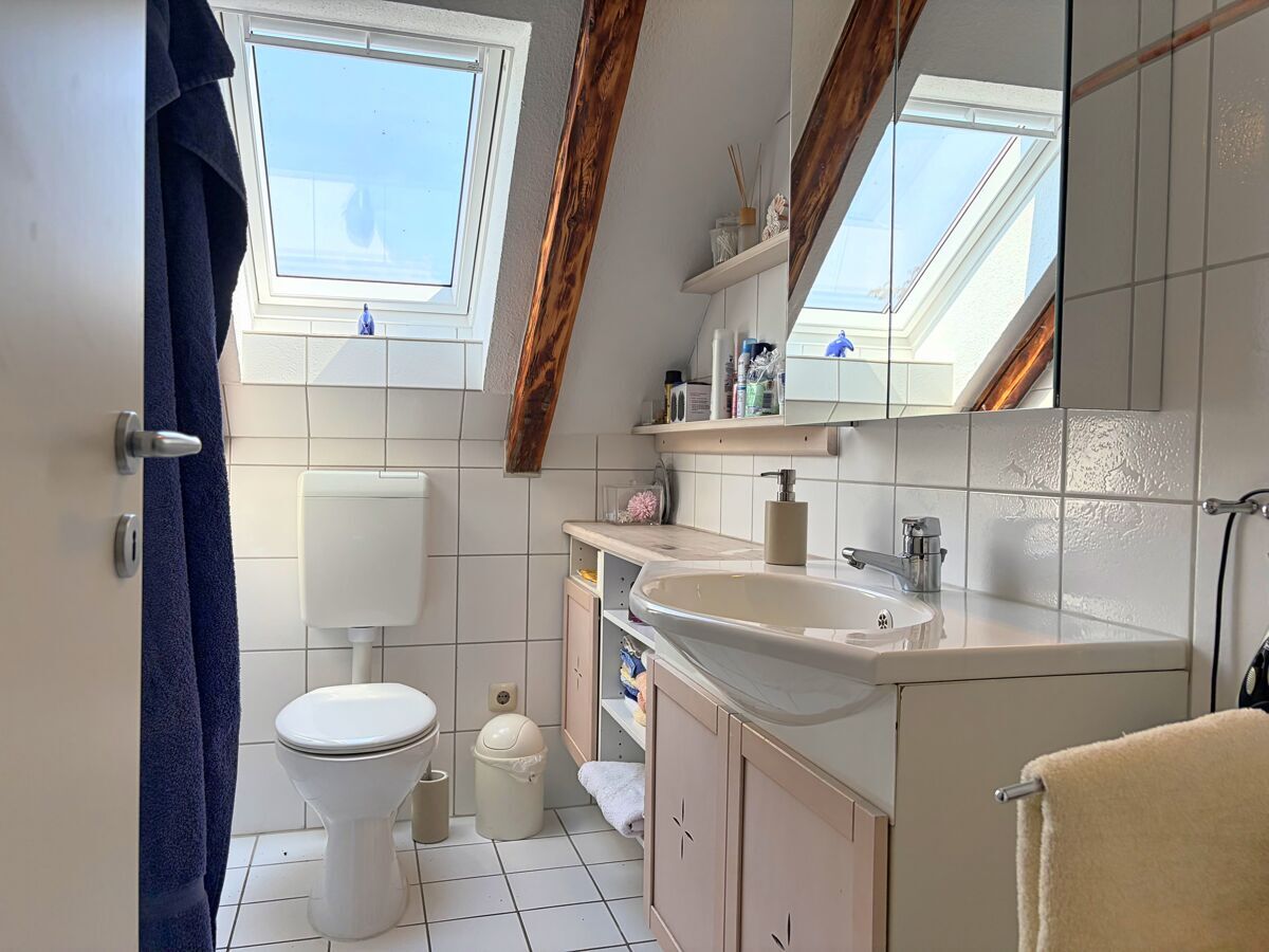 Wohnung 1_DG_Badezimmer