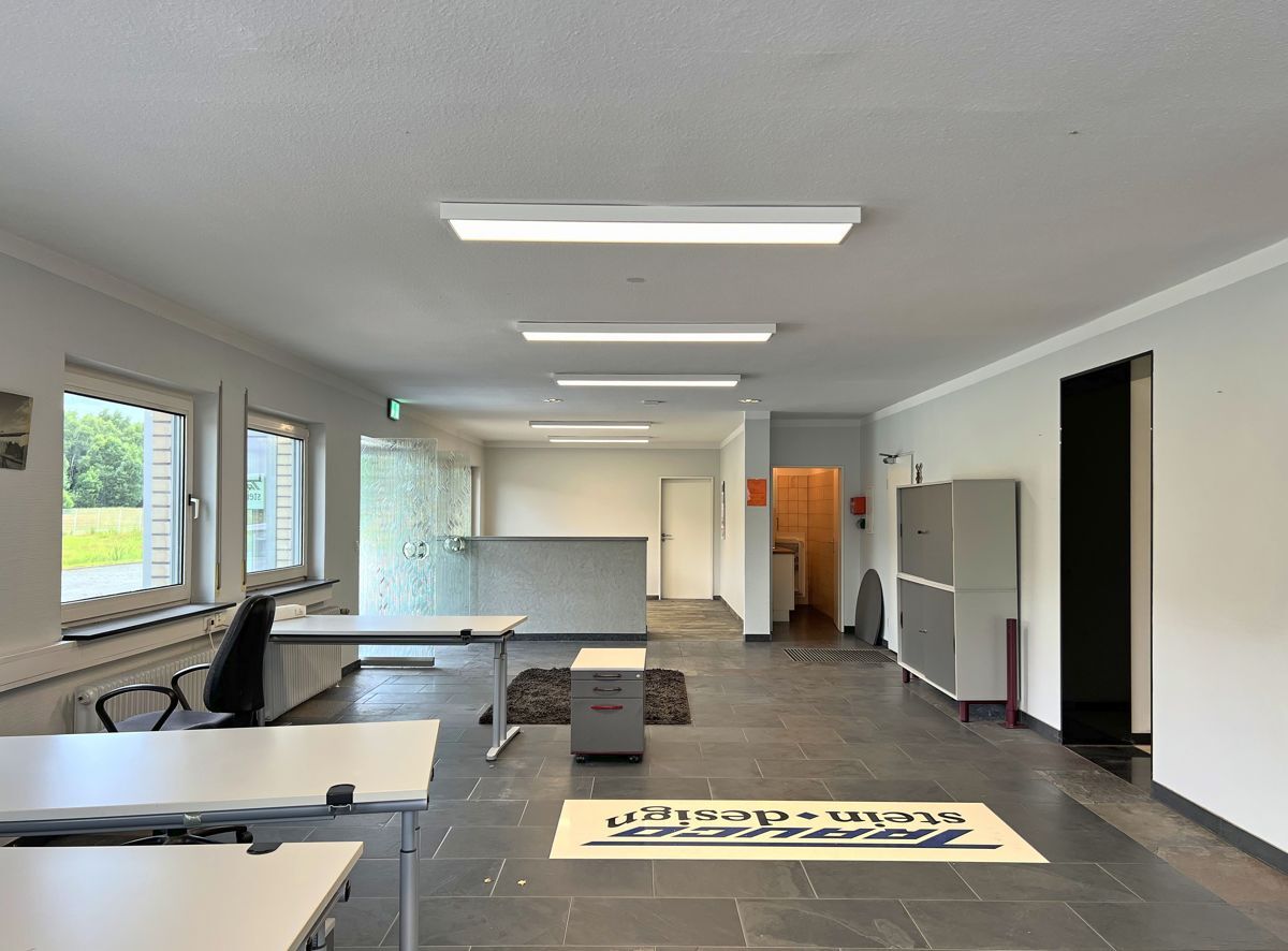 Büro - Eingang