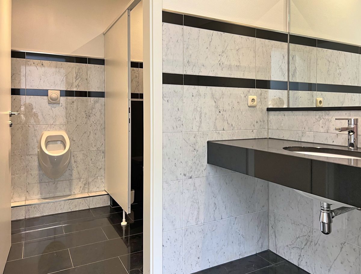 Herren-Toilette