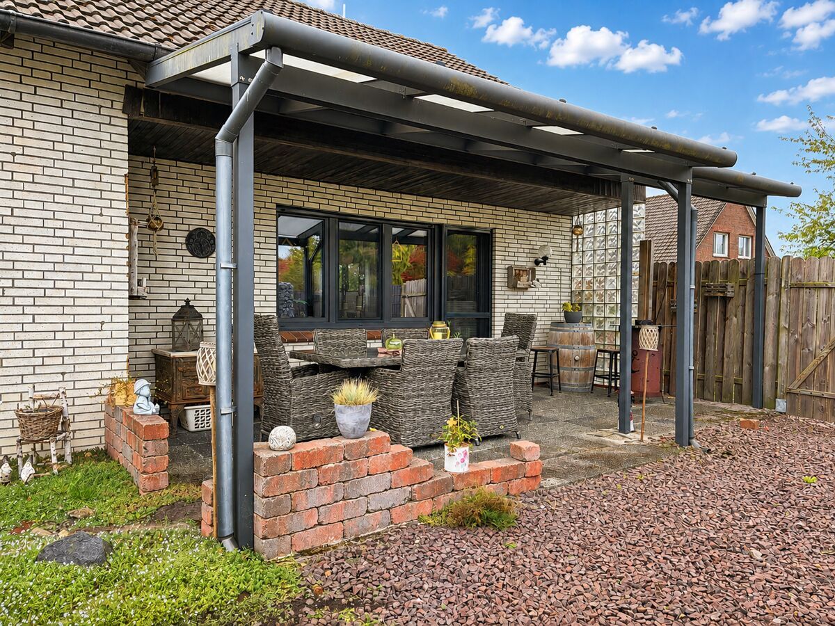 überdachte Terrasse