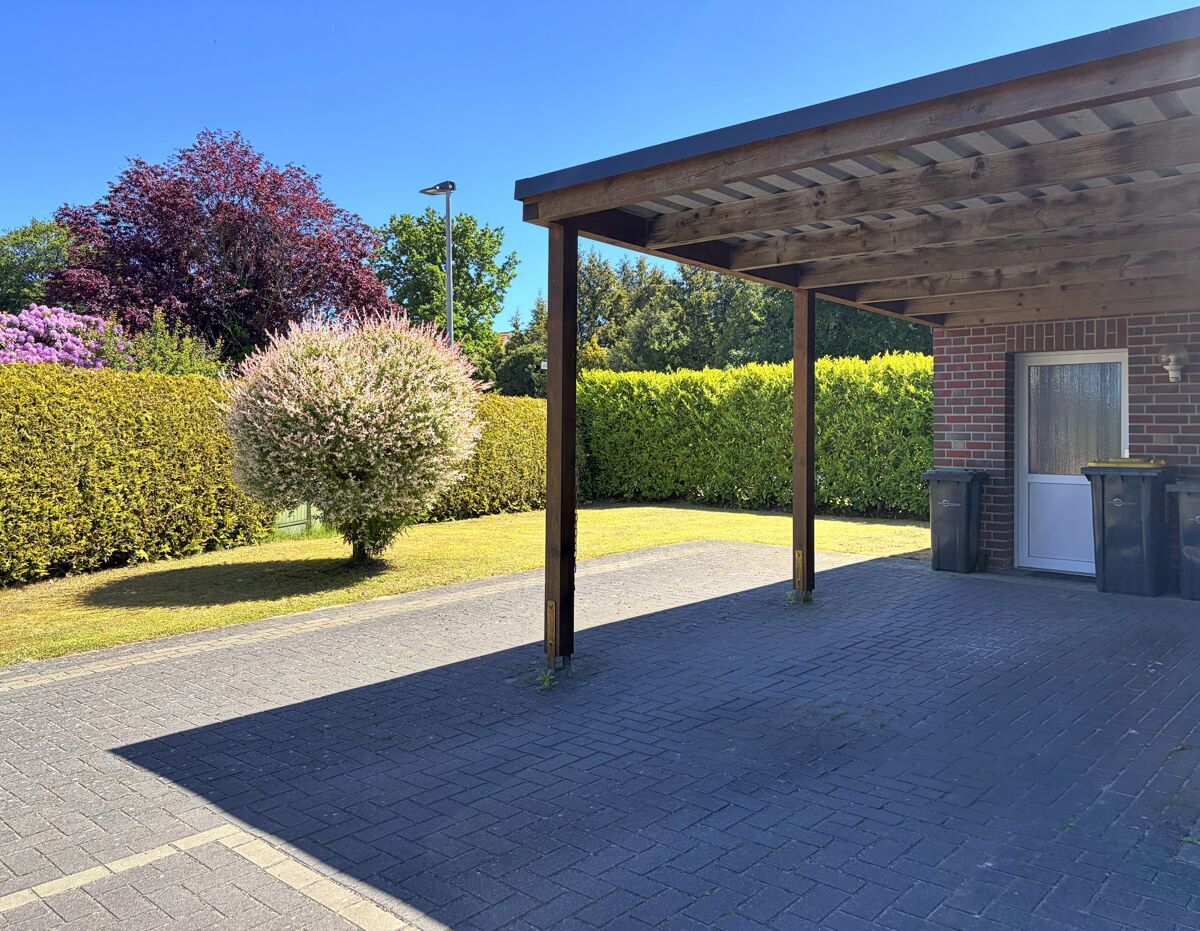 Caport, Stellplatz, Gartenbereich