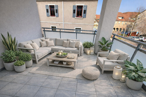 Wohnung 6 Einrichtungsbeispiel Balkon