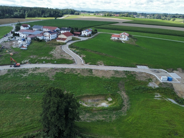 Baugrundstück in südlicher Ortsrandlage für eine Doppelhaushälfte