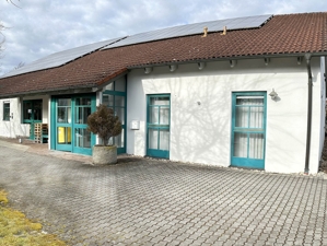 Gepflegte Gewerbeimmobilie mit viel Platz für Ihr Unternehmen