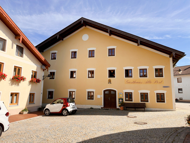 Kernsaniertes Altstadthaus - Wohnen und Arbeiten, sowie Gastronomie