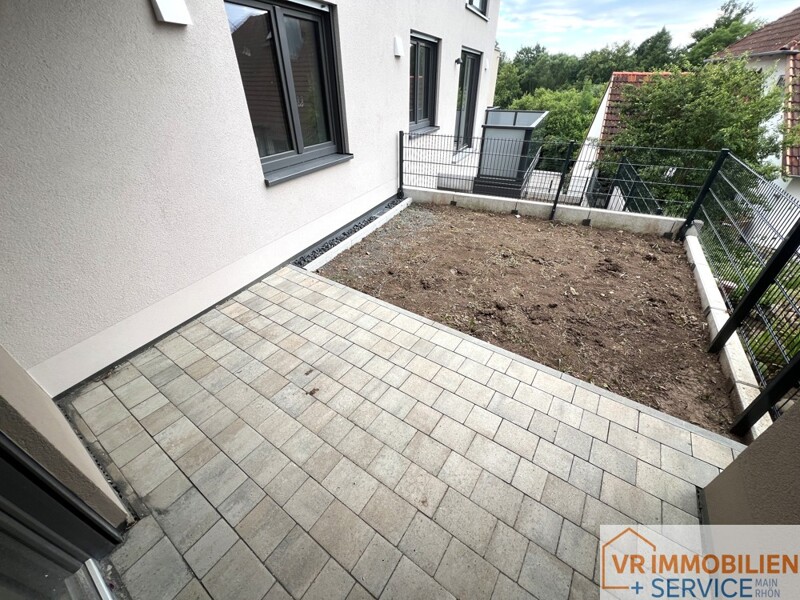 Terrasse inkl. Grünfläche