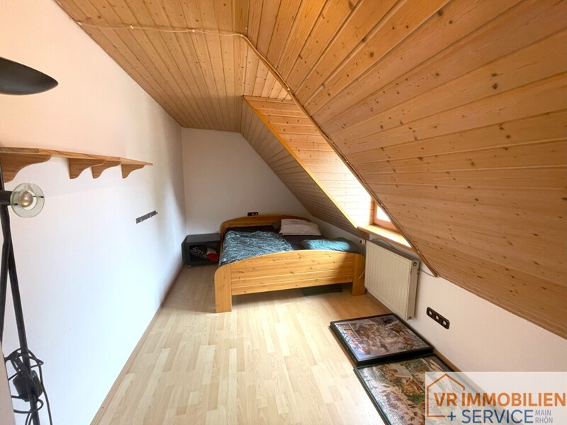 Schlafzimmer 2 DG