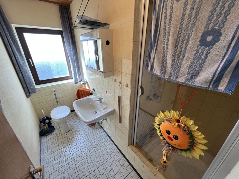 EG Bad mit Dusche