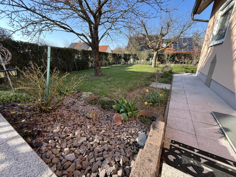 Garten an der Westseite