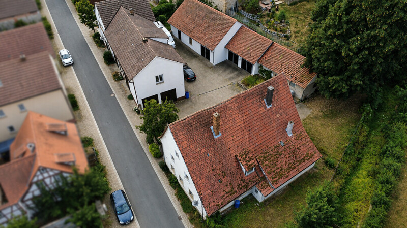 Luftaufnahme des Anwesens
