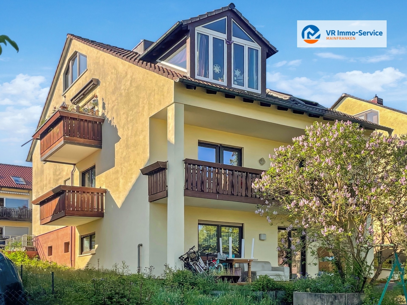 Vielseitiges Mehrfamilienhaus in Würzburg-Lengfeld – Ruhige Lage trifft auf Wohnkomfort und Gartenidylle
