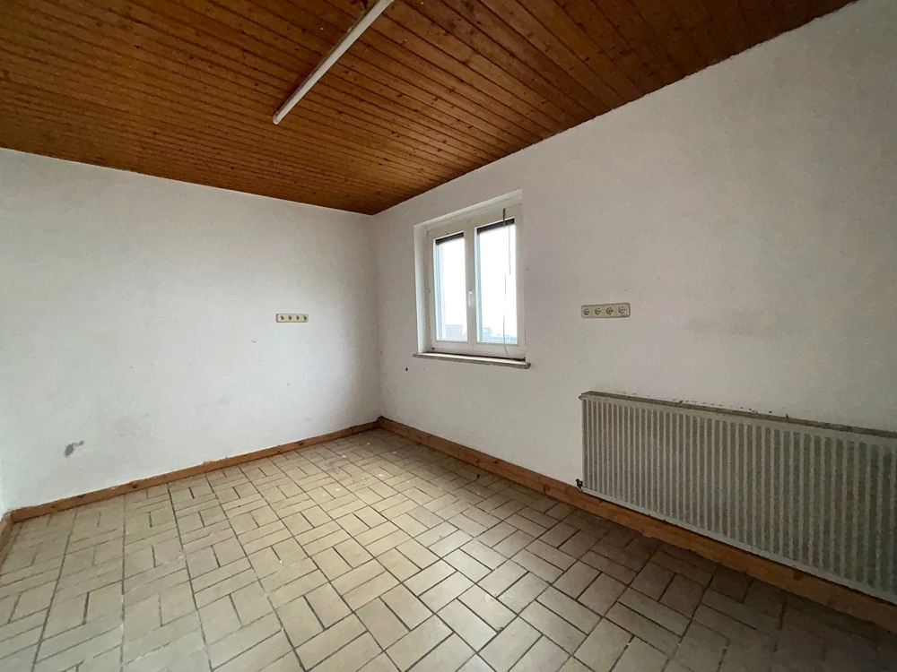 VUB0002218-6