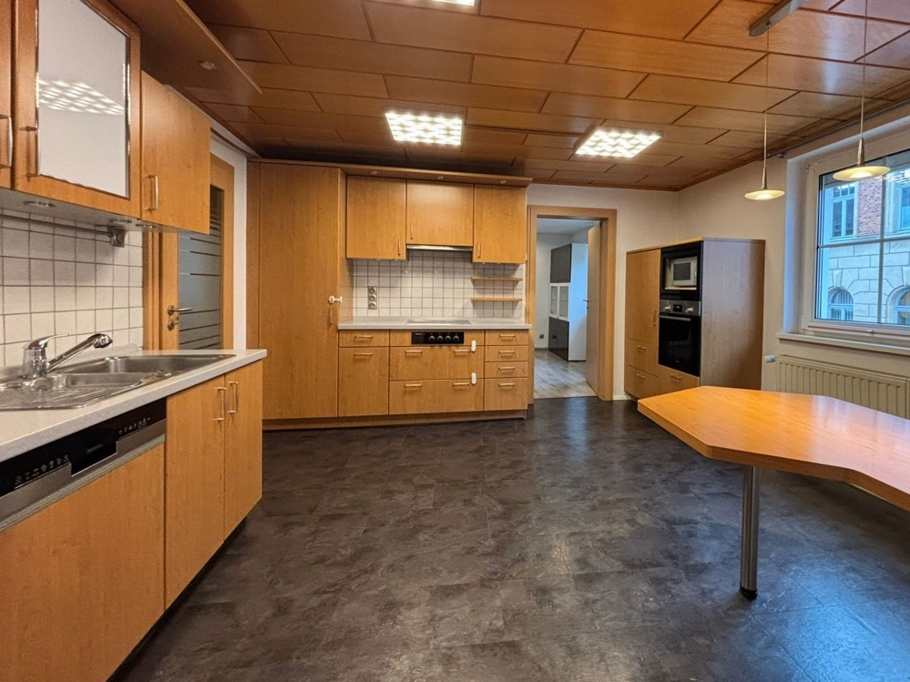 VUB0002349-7