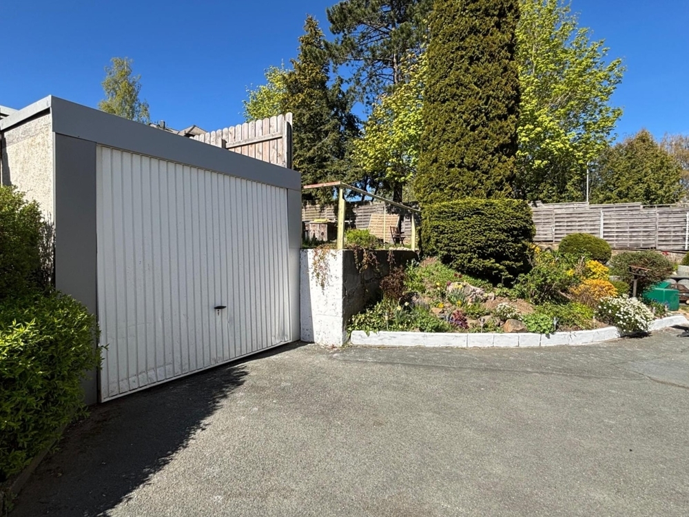 VUB0002393-17