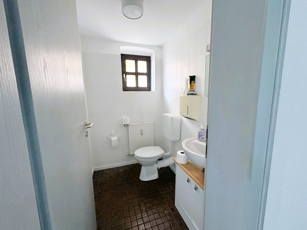 VUB0002458-7