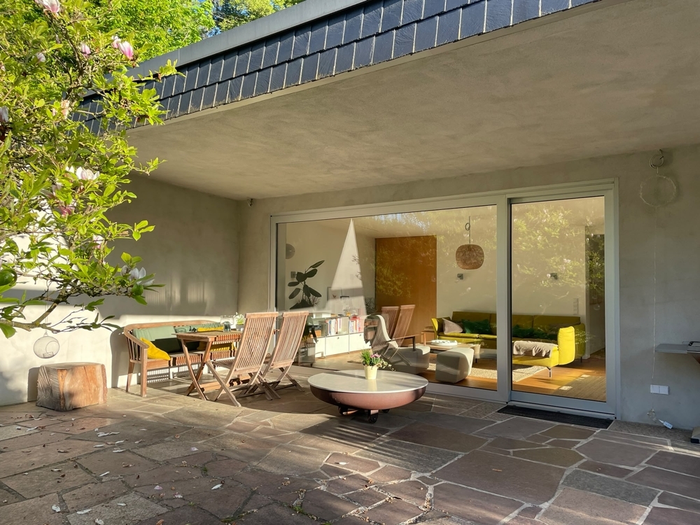 10_Terrasse-Glasfront-Innen-Aussen