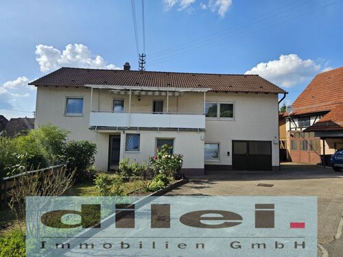 Ansicht Haus - Einfahrt