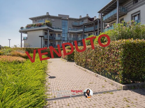 VENDUTO (28)