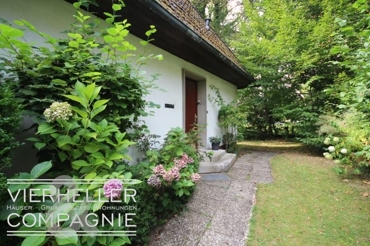 seitlicher Eingang