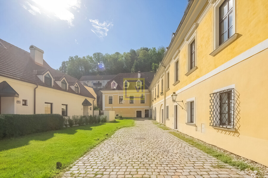 Riha_Krems_web Auflösung-4