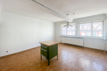 Immobilienbild 5 für Ein Haus mit Geschichte – und Raum für ein neues Kapitel!