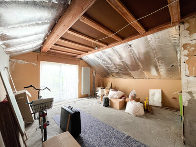 DG_unausgebautes Zimmer