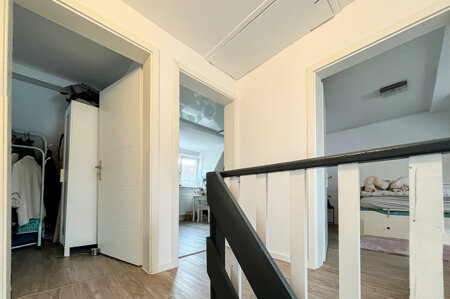 Teilansicht Dachgeschoss mit drei Schlafzimmern