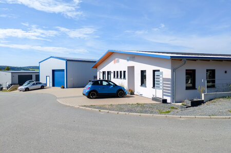 Ansicht-Bürogebäude-Werkhalle-SO