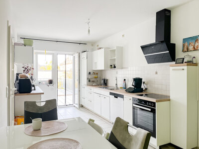 B35A_Hinteres Haus: Wohnung 1.OG_Küche