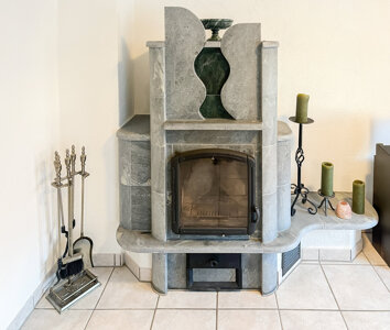hochwertiger Specksteinkamin im UG